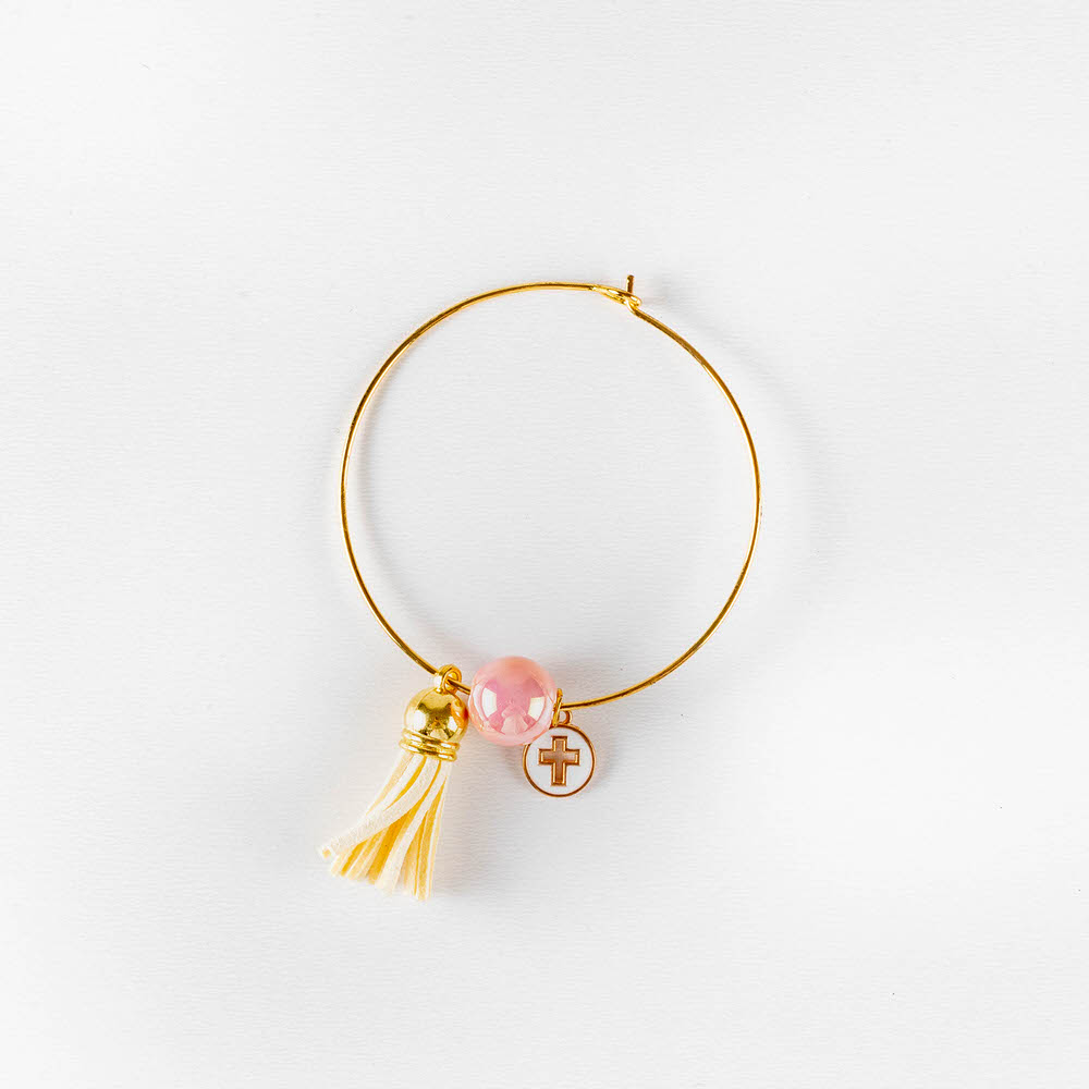 Μαρτυρικό βάπτισης βραχιόλι μεταλλικό διακοσμημένο με φούντα δερμάτινη, πέρλα ροζ και σταυρουδάκι