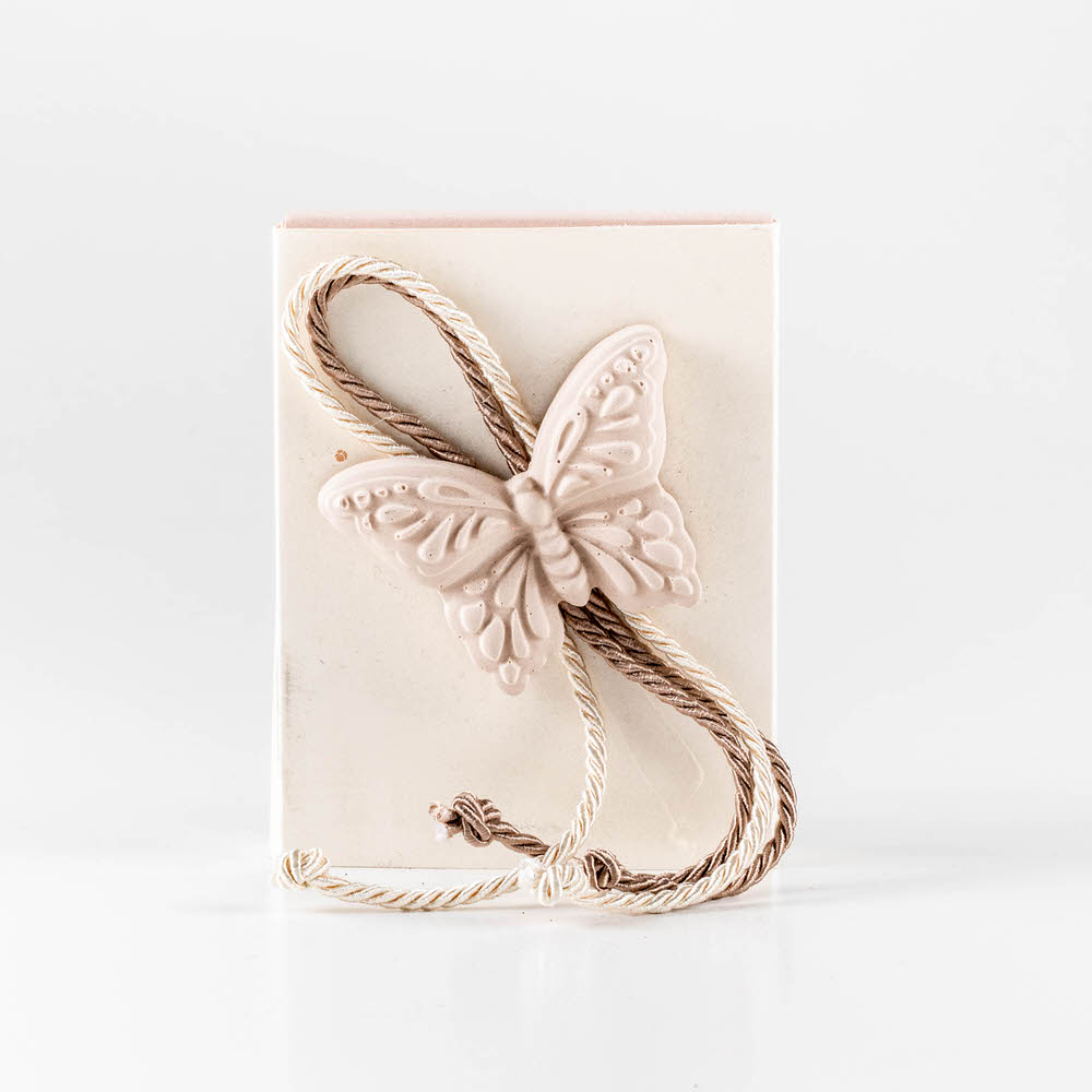 Μπομπονιέρα κουτί χάρτινο διακοσμημένη με πεταλούδα πολυεστέρα