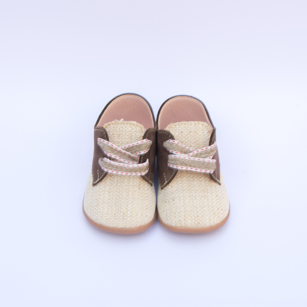 Βαπτιστικό παπούτσι αγκαλιάς για αγόρι υφασμάτινο