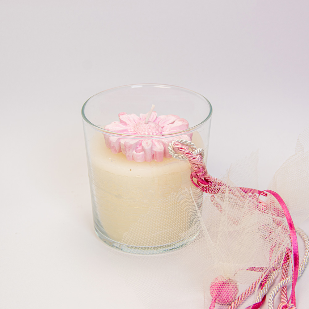 Μπομπονιέρα βάπτισης με κερί παραφίνης αρωματικό 380 ml με κέρινο λουλούδι