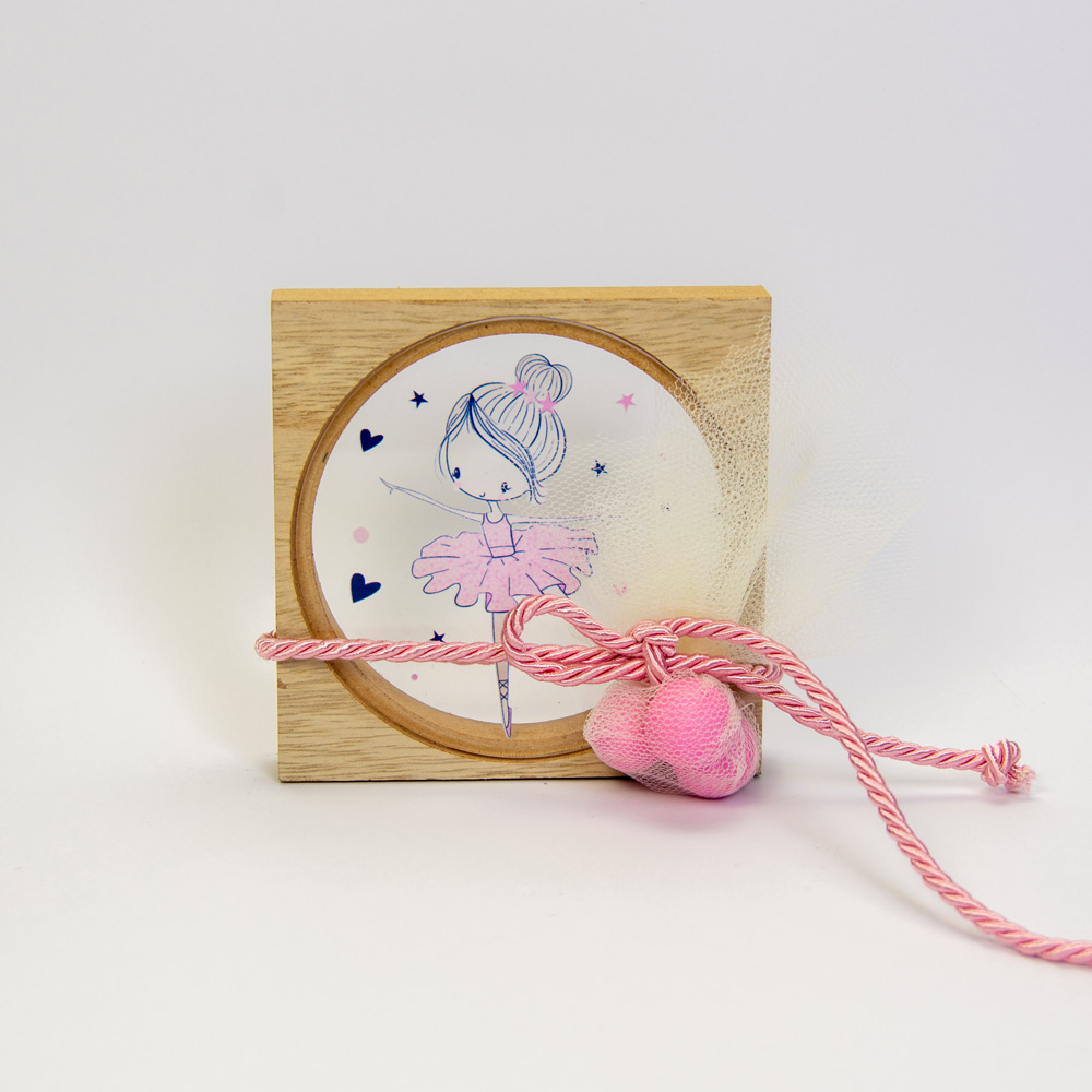 Μπομπονιέρα βάπτισης με μπαλαρίνα