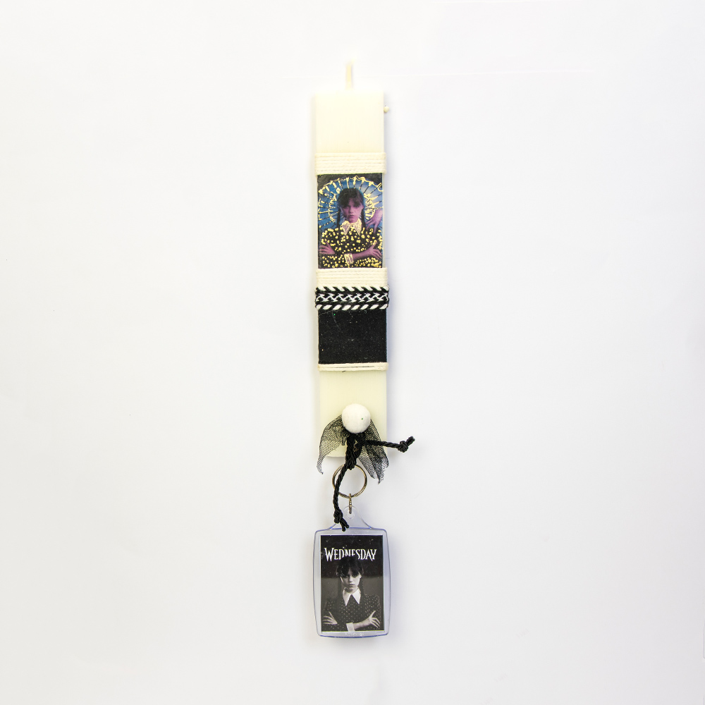 Λαμπάδα με μπρελόκ και την Wednesday